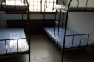 实龙岗北大牌538对面，现招女搭房，离heptagon公司，可以报地址