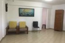 湖畔地铁站附近有普通房出租