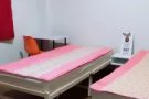 索美塞地铁站附近女生搭房出租
