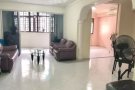 tampines 32街大牌387.三分钟地铁站楼下34路机场，近樟宜、洛工业区