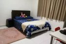 没有屋主同住，没有中介费，乌节路旁边有房出租。