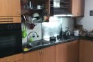 966后港九巷 , 两个女床位出租,3分钟到后港1大厦, 请电 82224427