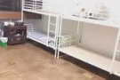 牛车水公寓新房，整个屋子只住6个人 安静卫生，可以煮两人间，3人间，夫妻间