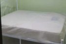 床架，queen size 床便宜出售。
