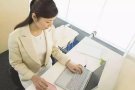 坐着挣钱的工作  简单轻松 月薪过万人民币
