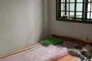 靠加冷地铁站走路五六分钟超大佣人房出租