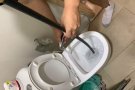 专业疏通下水道！地漏，管道！修马桶漏水，换马桶！换灯！组装家私！安灯！换锁！换信