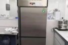 咖啡店有二手冰箱和铁板出售