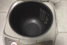 虎牌电饭煲50，松下面包机70，三菱新风扇50，慢炖锅40，幼儿新推车60