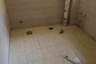 专业装修，承接一切大小工程。石膏、油漆、维修、隔墙、地板、水电