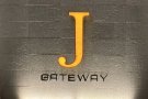 西部最豪华公寓J Gateway出租有独立洗手间的普通房，全新装修！3.6米超高层高！落地窗！