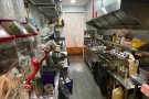 阿裕尼地铁站的餐饮业店