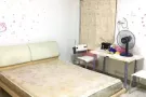 马里是它路主人房出租。