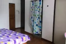 靠近湖畔地铁站公寓主人房出租，有直通巴士到南洋理工