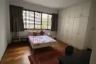 最便宜最划算! 乌节Ochard地铁站。超大主人房普通房。拎包入住~