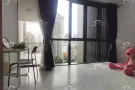豪华马里是他，靠近科廷 培根，直达全岛巴士