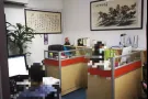 办公室出租，有兴趣请与我联系