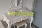 本公司专业组装家具，床，儿童上下床，衣柜，酒柜，灯，房子做油漆。