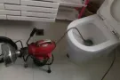 专业疏通各类下水，地漏，管道，马桶，修马桶漏水，换水龙头，安灯换灯换锁！组装家私