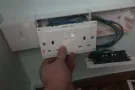 专业做家庭电路、安装卫浴，花洒、马桶、厨房间橱柜更换插座、开关、摄像头、网线接头