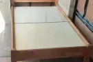 单人床架