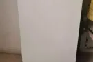 小型冰箱一个