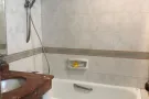 蔡厝港地铁站对面公寓主人房出租，月底入住