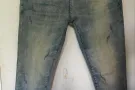 全新牛仔裤30块钱一条