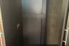 处理一个衣橱可送货