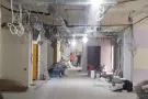 专业室内装修粉刷：油漆，做隔间，墙面补平，修补墙体起皮脱落，维修墙体开裂，天花板厕所发霉，整间房屋刮腻子找平，安装各种灯