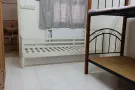 2分钟到勿洛地铁站81773658,主人房出租三位女生，一个床位$500