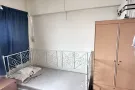 女床位出租，靠近后港mrt，楼下多量巴士，