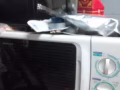 出售二手家電，微波爐，溫熱電熱水器聯絡90357456