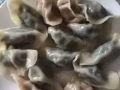 純手工水餃，餡大皮薄