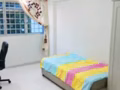 大普通房，全包650元,靠近市中心,走路8分鐘到地鐵站,就招一女生來住