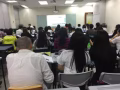 受英國國際學府鑑定局ASIC認證，提供中英文授課5個月完成大專學歷，學費可分期