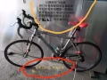 公路跑車,看得上的話，價格可以談！毛腿自行車鋁合金骨頭拿起來很輕，前面有減震。