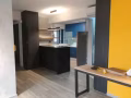 2个普通房间(女生)出租。免中价费。570A Woodlands Ave 1. 