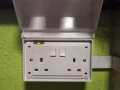 专业电工：安装 维修 更换 灯具. 开关. 插座；风扇，热水器；线路检测； 跳闸