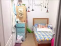 進巴亞籬笆payalebar有小公寓普通房出租 租一個人  家具： 桌子, 衣櫃