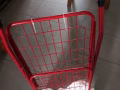 本人要搬家卖掉家具和厨房用品