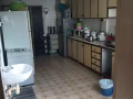 近布萊德地鐵站Blk123有整套屋子出兌，因本人有事回國，租客滿無中介費