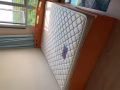 Queen size 床和床墊