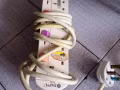 本人有一個電風扇帶一個插板，15塊出售