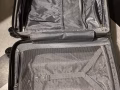 小型託運密碼箱比登機箱稍微大一點質量款式非常好