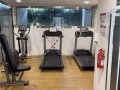 阿裕尼地鐵口 高級公寓主人房出租 可2人 有廚房 帶電磁爐烤箱 帶保潔服務