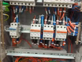 專業電工：安裝燈具/插座/吊扇/熱水器；跳匝/查費線路84312480