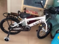 儿童自行车 全新的