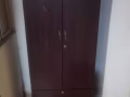 出售冰箱。衣櫃。鐵床 自取，給錢就賣