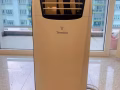 出售自用移動冷風機一台